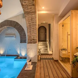 https://boutique-relais-bramante.it-romehotels.com