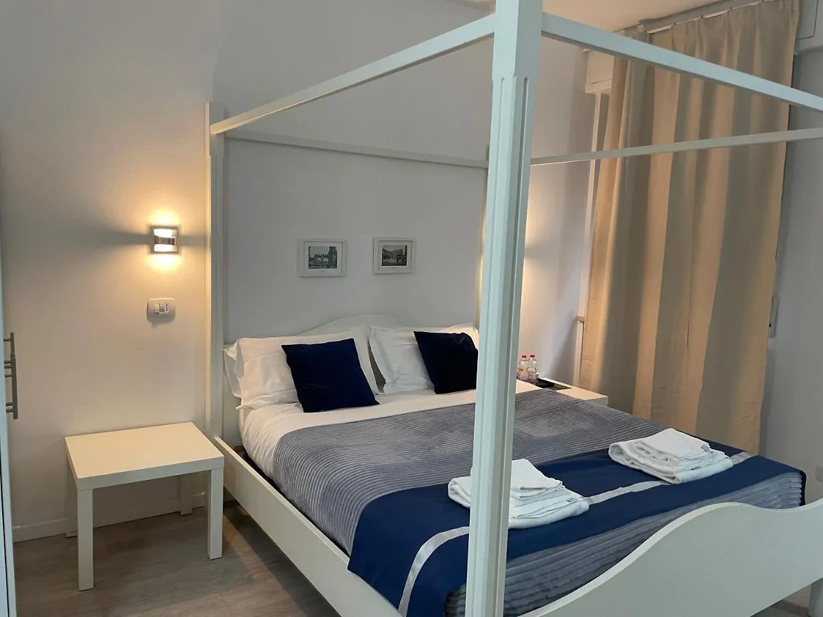 ** Guest house Residenza Borgo Trento Sunday Hotel Verona Italy